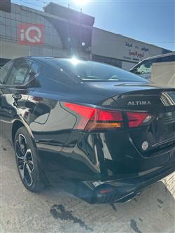 نیسان ئەلتیما